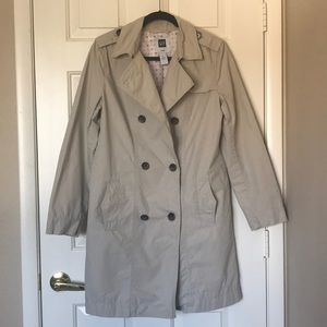 Gap trench coat